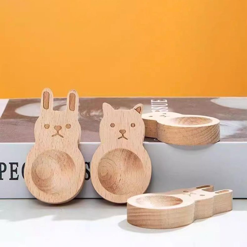 Premium Cartoon Wooden Essential Oil Diffuser – Refillable & Reusable Rabbit Bear Car Ornament, Home & Office Decoration, 