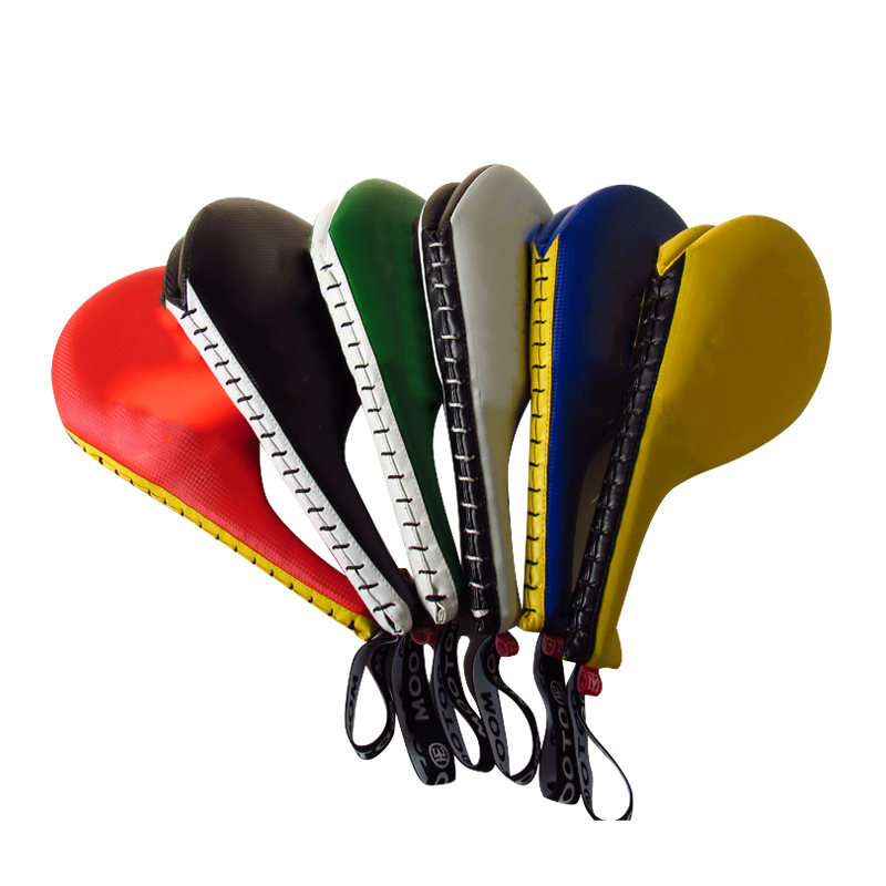 Premium Taekwondo Foot Target Kick Pad – Boxing, Kickboxing, & Sanda Training Equipment – Durable PU Leather, High Elastic Sponge – Double Target Design for High & Low Kicks – Buzz Sound & Wrist Grip – 40x20x8cm - StrengthXPhysiotherapy