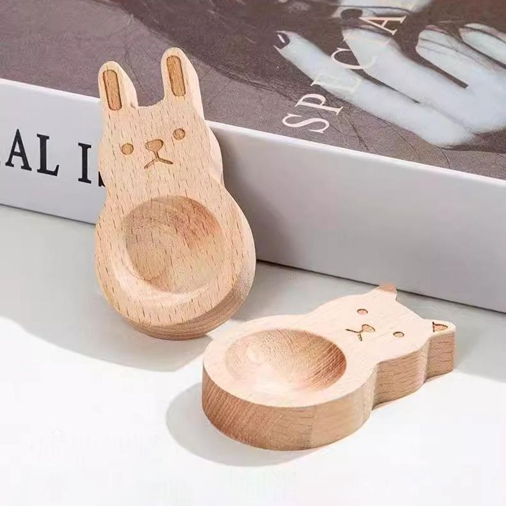 Premium Cartoon Wooden Essential Oil Diffuser – Refillable & Reusable Rabbit Bear Car Ornament, Home & Office Decoration, 